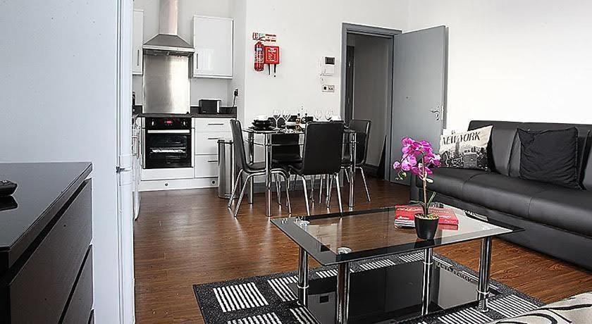 Lewis Apartment 1 Northern Quarter Sleeps Upto 4 Manchester Esterno foto